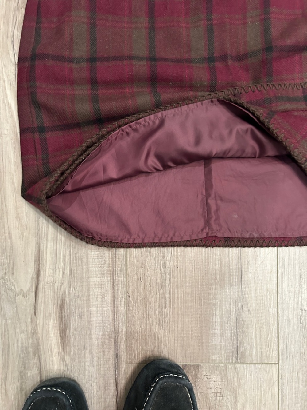 Eddie Bauer Burgundy and Olive Plaid Mini Skirt size 14 - Picture 5 of 5